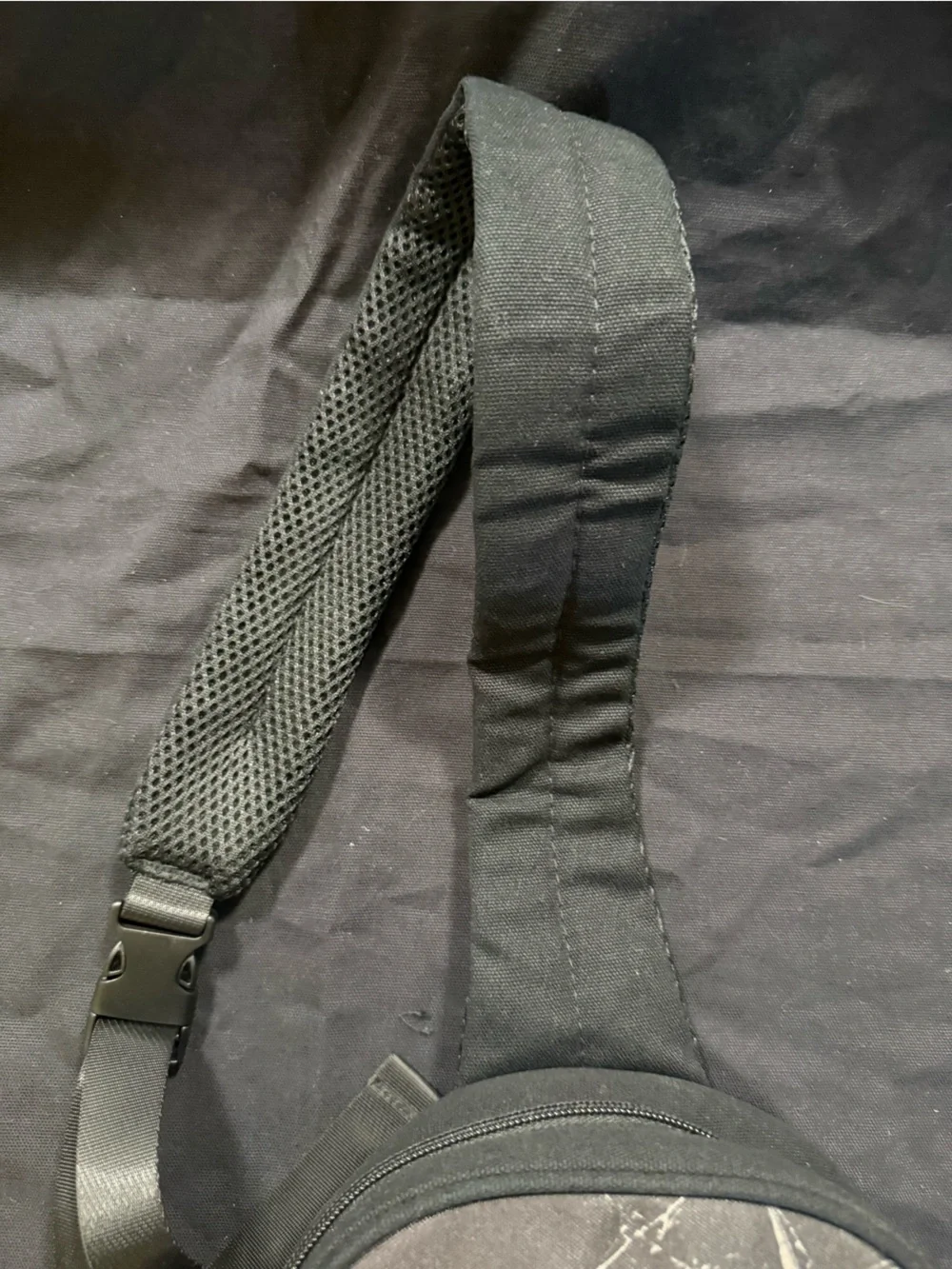 Chainsaw Man Sling 11” Bag | NWT